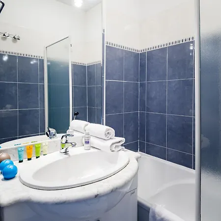 Lagrange Prat De Lis Aparthotel 3*